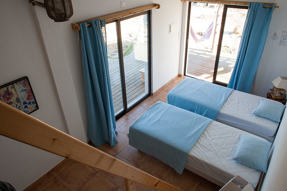 Good Feeling Hostel & Guest House Raposeira  Bagian luar foto