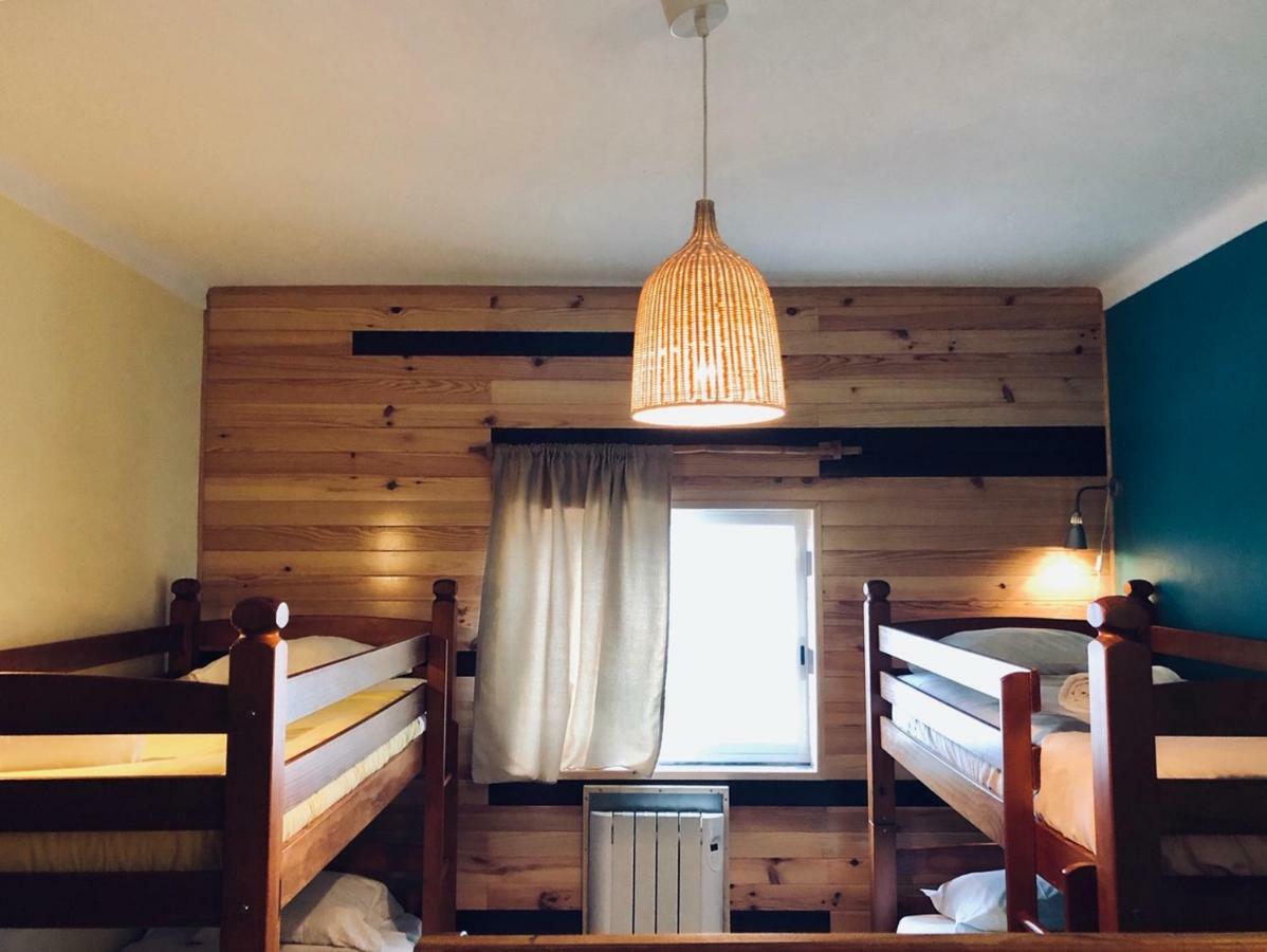 Good Feeling Hostel & Guest House Raposeira  Bagian luar foto